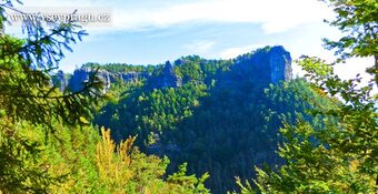 Панорамный вид на природный парк Чешская Швейцария, (Грженско)